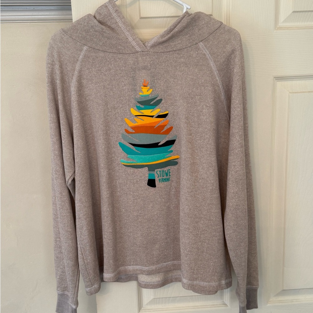 NWT GREY HOODIE REPPING STOWE VERMONT 😍

UNISEX SZ LARGE - Picture 2 of 5